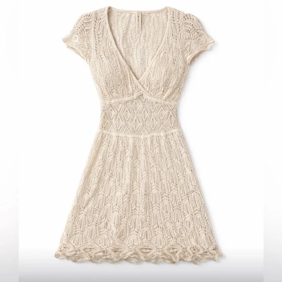 Elegant Cream knit Lace Dress size Small - Picture 3 of 5